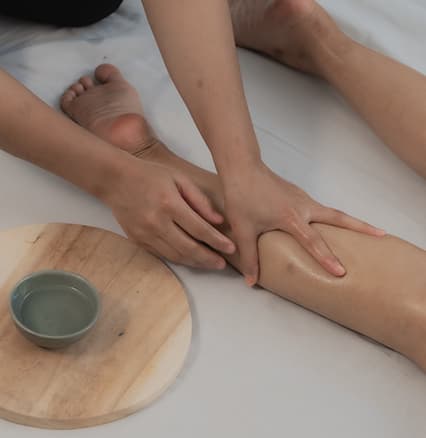 Foot Reflexology Massage(Foot To Knee)